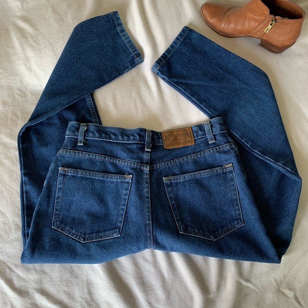 Vintage Nevada High-Rise Slim Fit Mom Jeans